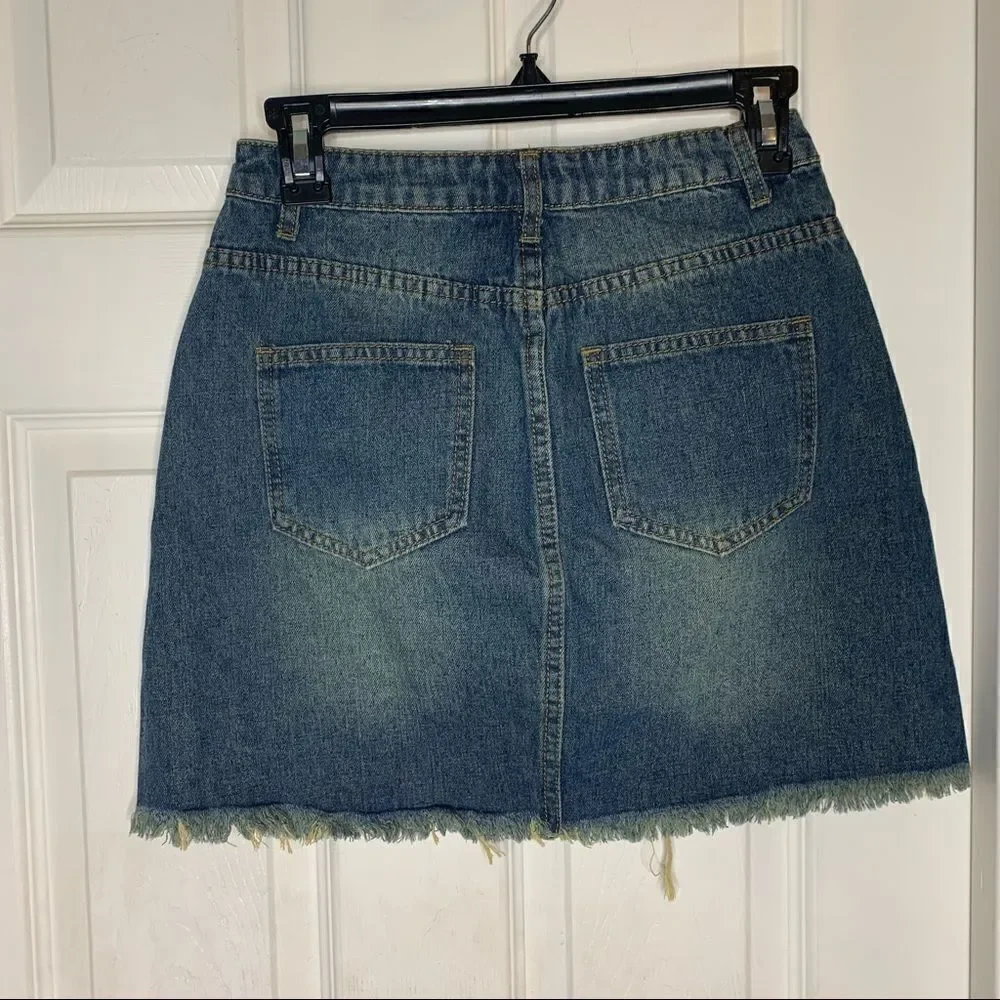 Missguided Ripped Aline Jean Skirt Raw Hem Size 4